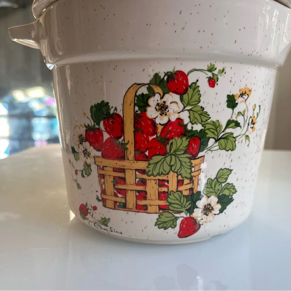 Vintage: Pottery Craft x‎ Cindy Sims: Strawberry Soup Tureen